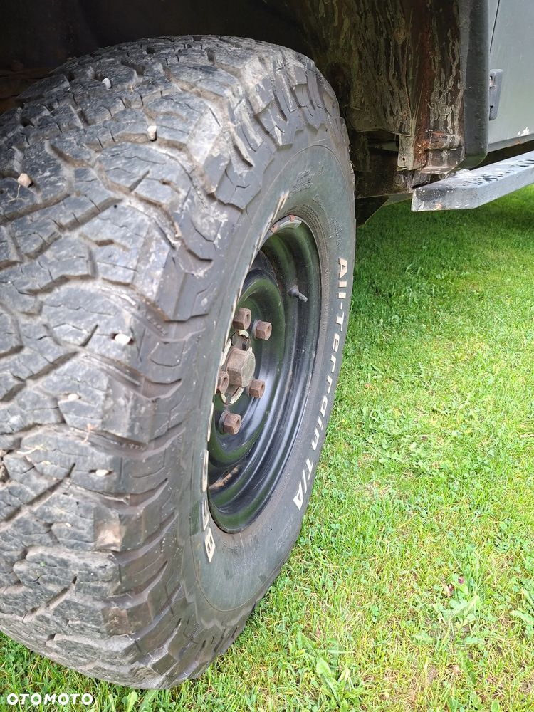 Land Rover Defender - 13