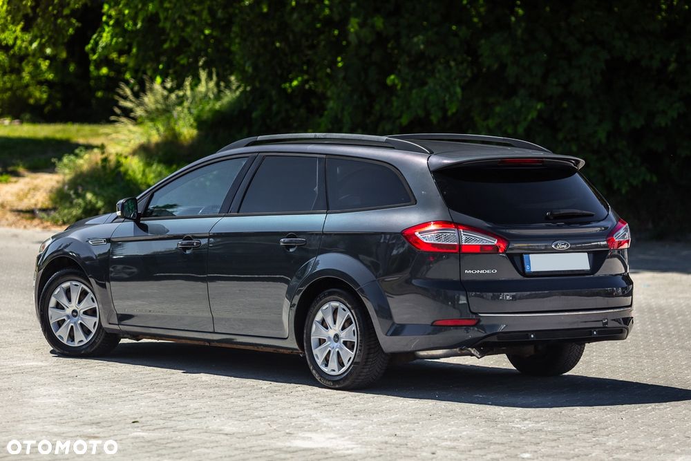 Ford Mondeo 1.6 TDCi Ghia - 16