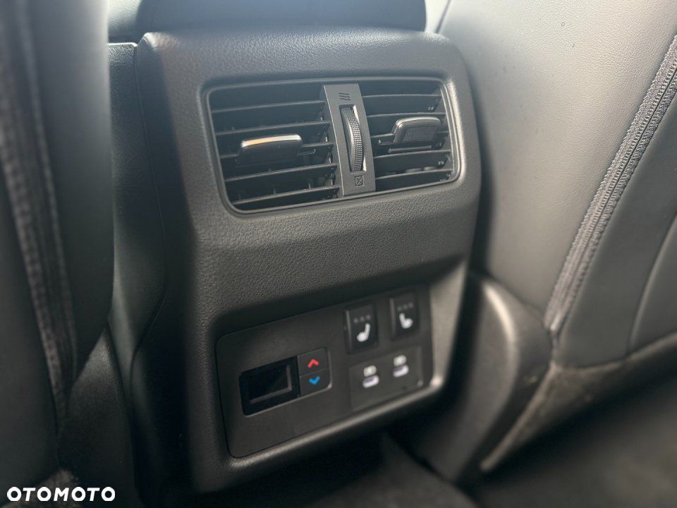 Nissan X-Trail - 11