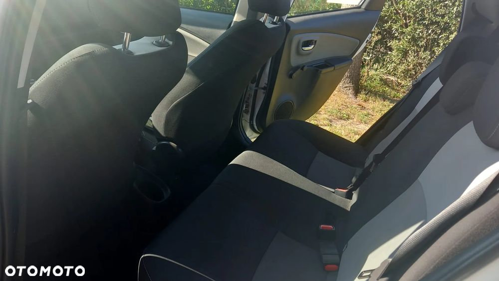 Toyota Yaris - 9