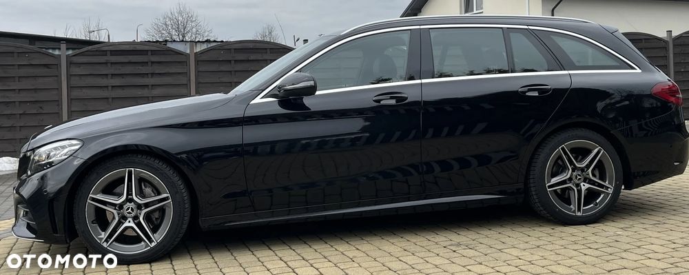 Mercedes-Benz C-Class 2019 photo 5