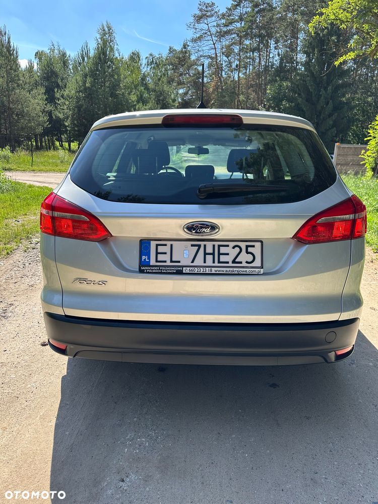 Ford Focus 1.5 TDCi SYNC Edition - 6