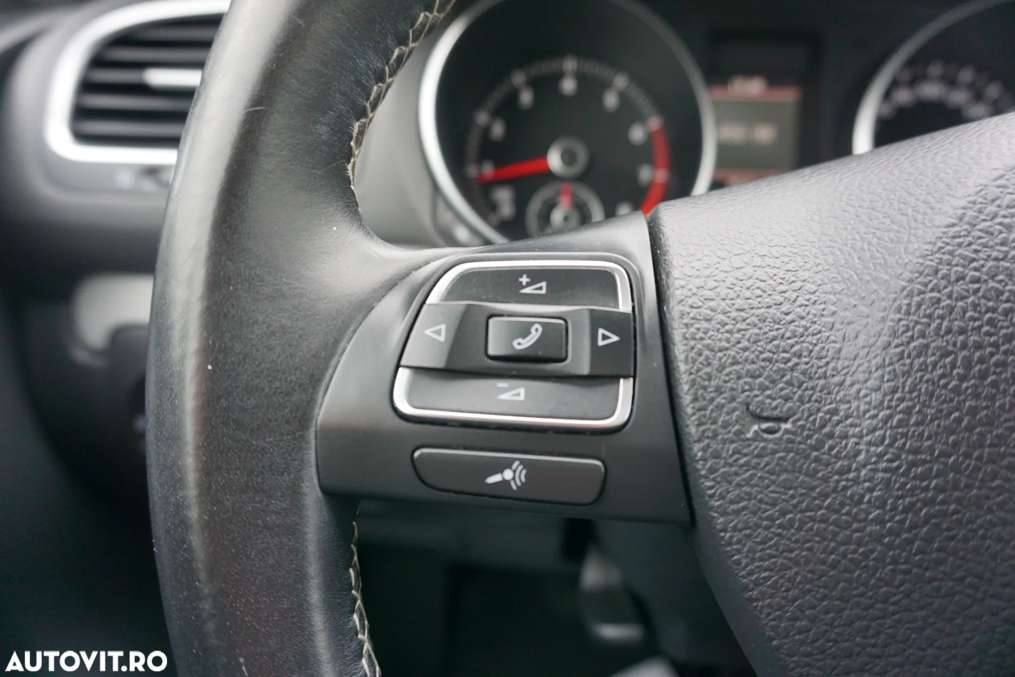 Volkswagen Golf 1.2 TSI BlueMotion Technology MATCH - 21