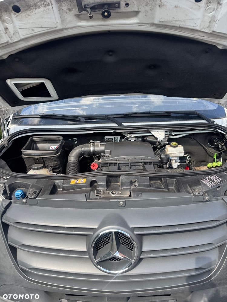 Mercedes-Benz Sprinter - 18