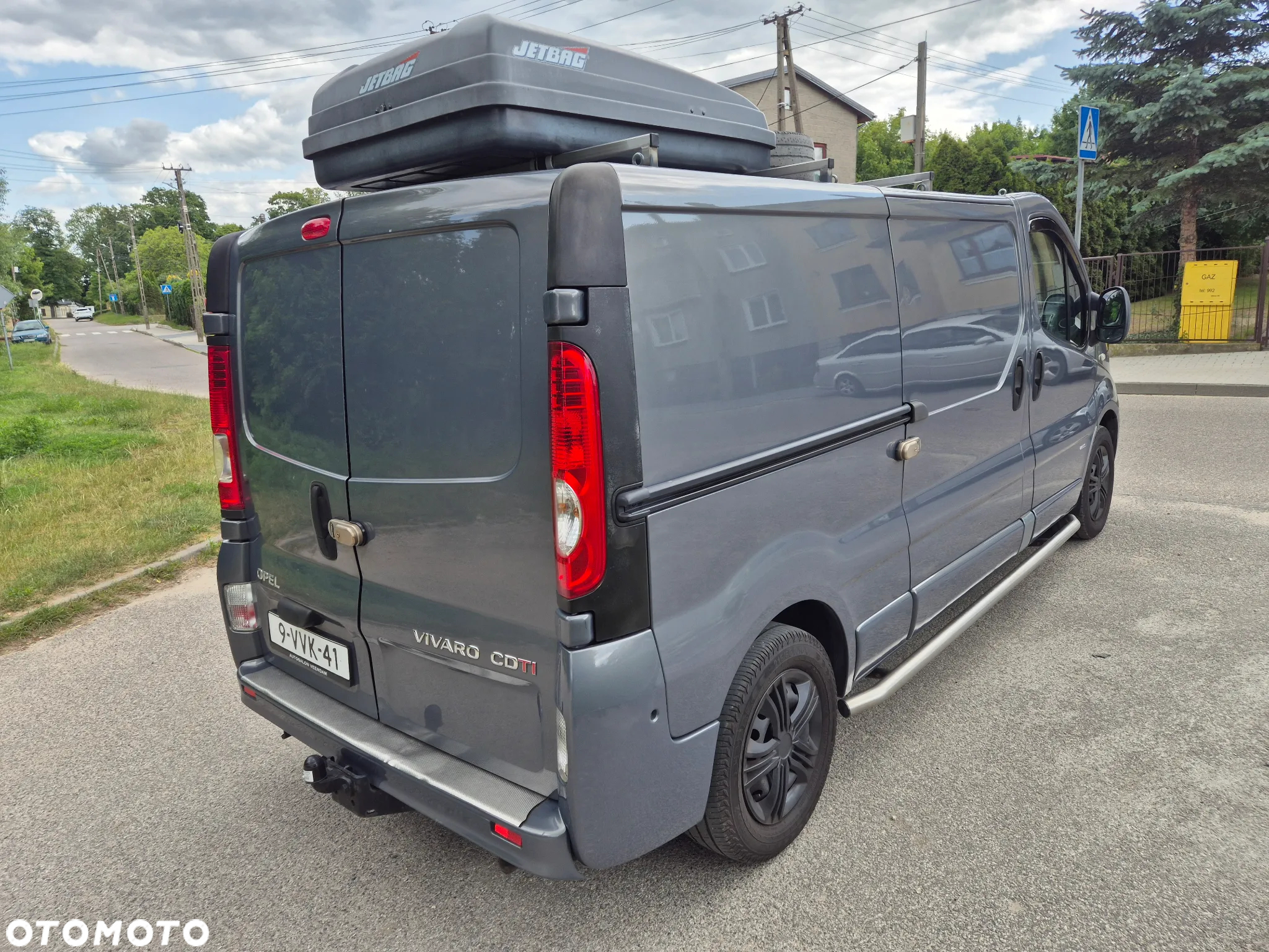 Opel Vivaro - 11