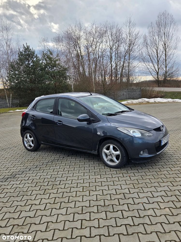 Mazda 2 - 3