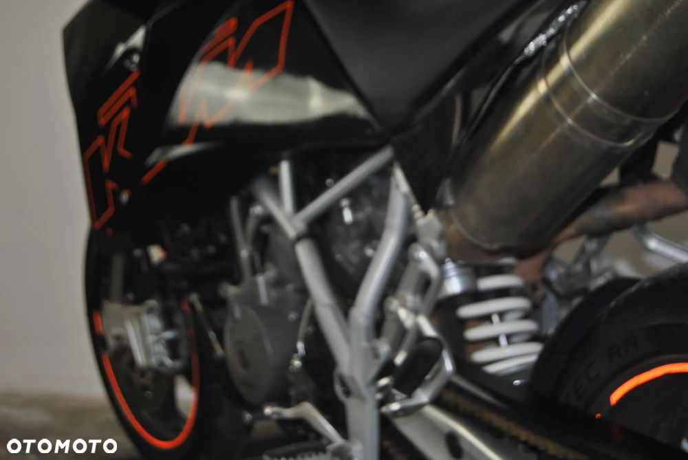 KTM SMC - 9