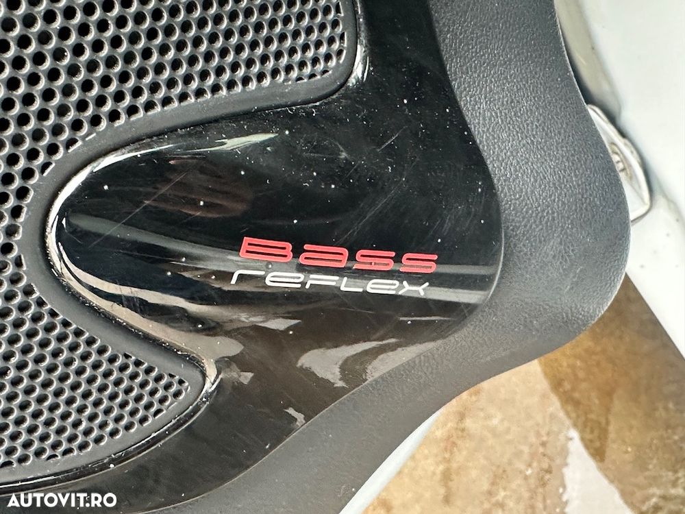 Renault Clio IV TCe Intens - 10