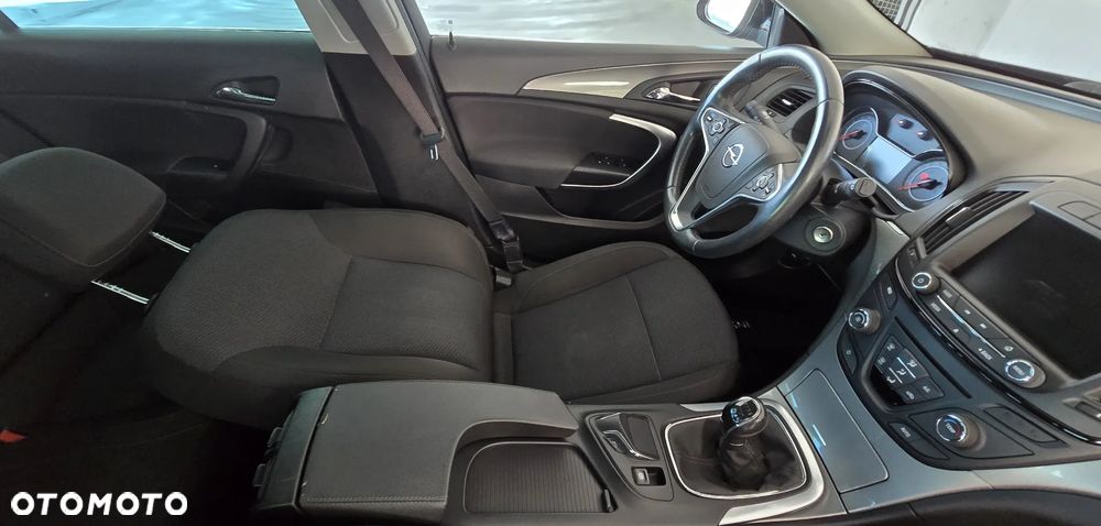 Opel Insignia - 22