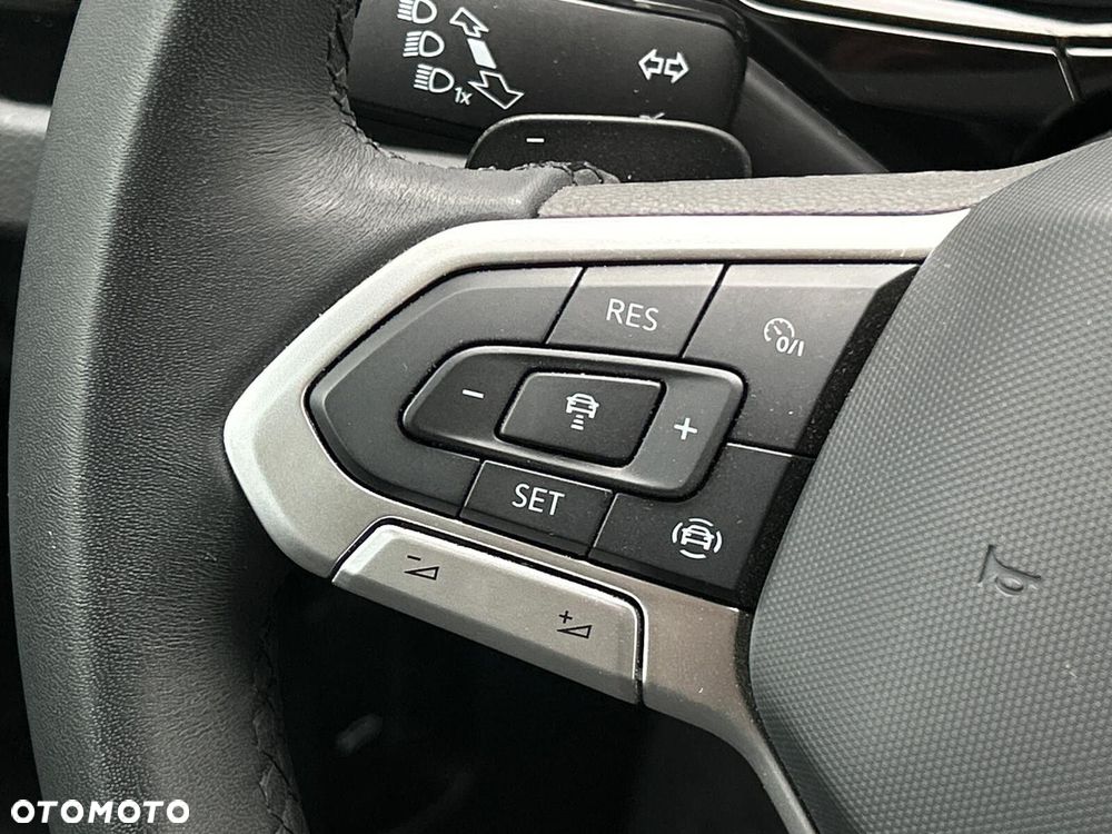 Volkswagen Touran 1.5 TSI EVO Highline DSG - 23