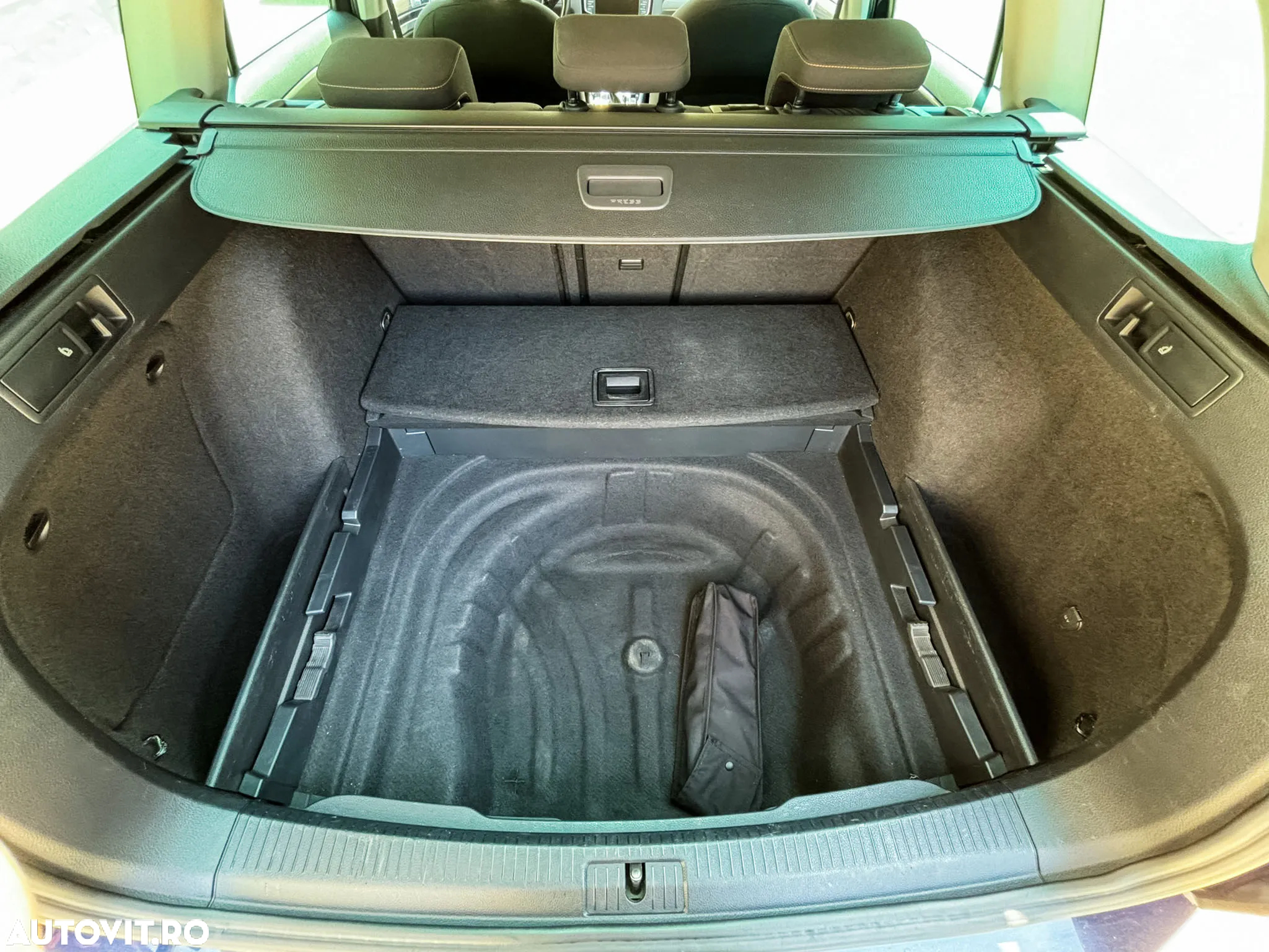 Volkswagen Golf 2.0 TDI BlueMotion Technology DSG Allstar - 29