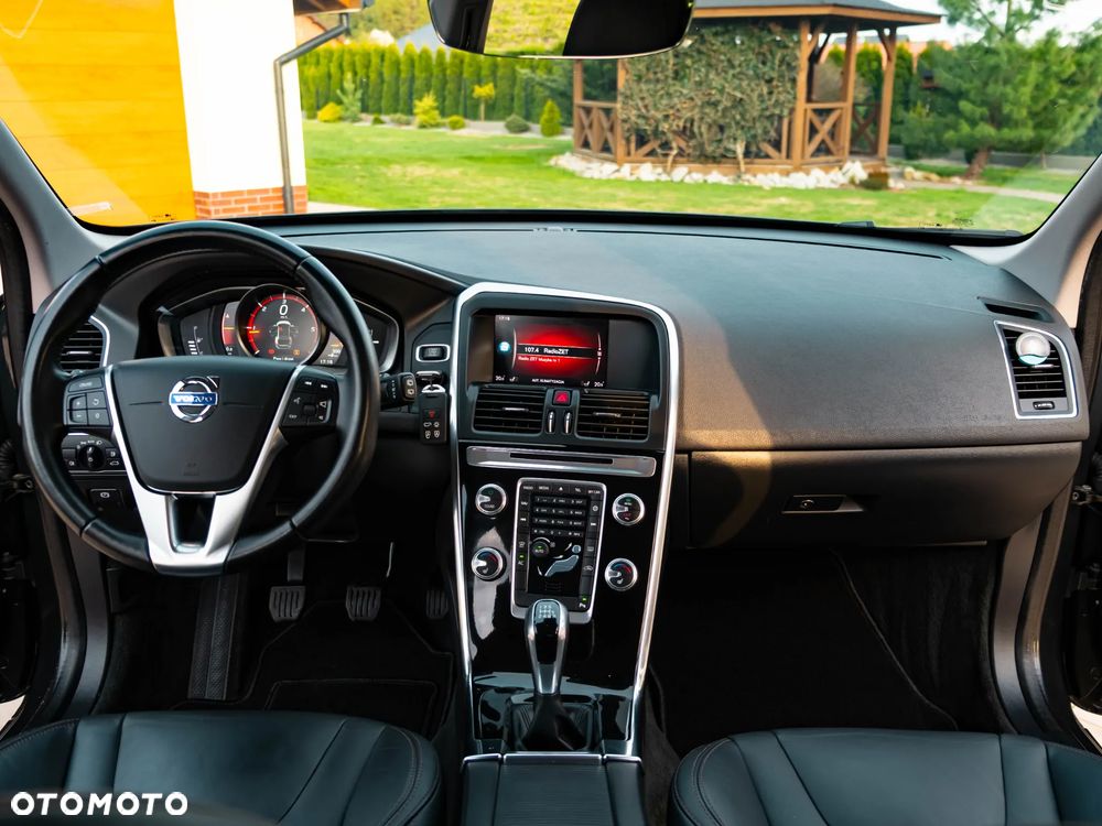 Volvo XC 60 D4 Momentum - 15