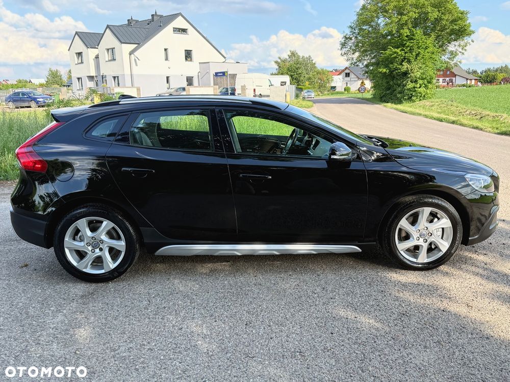 Volvo V40 Cross Country D3 Momentum - 40
