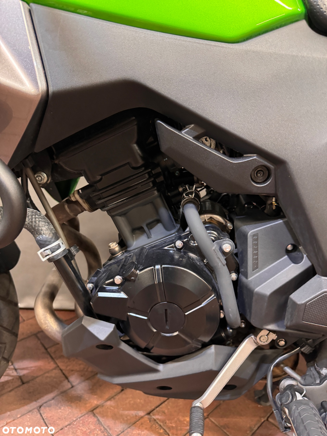 Kawasaki Versys-X 300 - 20