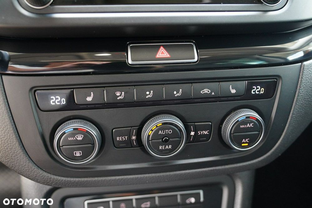 Volkswagen Sharan - 34