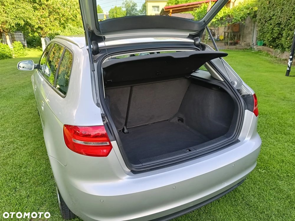 Audi A3 Sportback 1.6 Ambition - 29