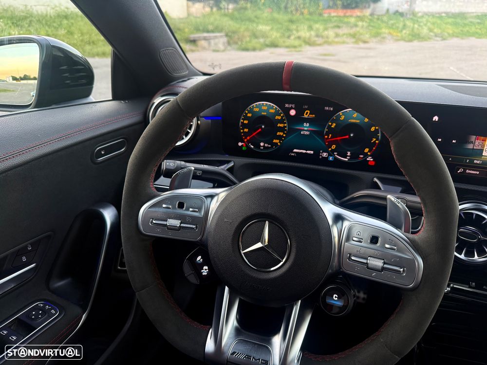 Mercedes-Benz CLA 45 AMG S Shooting Brake 4Matic+ - 9