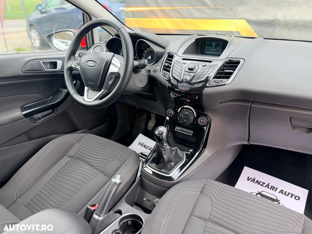 Ford Fiesta 1.0 EcoBoost Titanium - 5