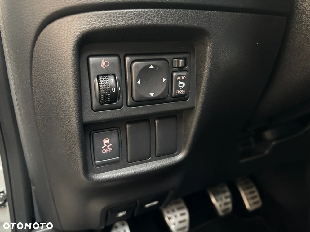 Nissan Juke 1.6 DIG-T Tekna - 25