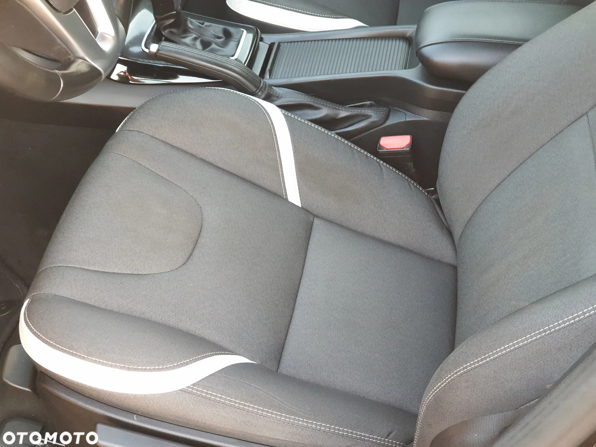 Volvo V40 T3 Drive-E Kinetic - 26