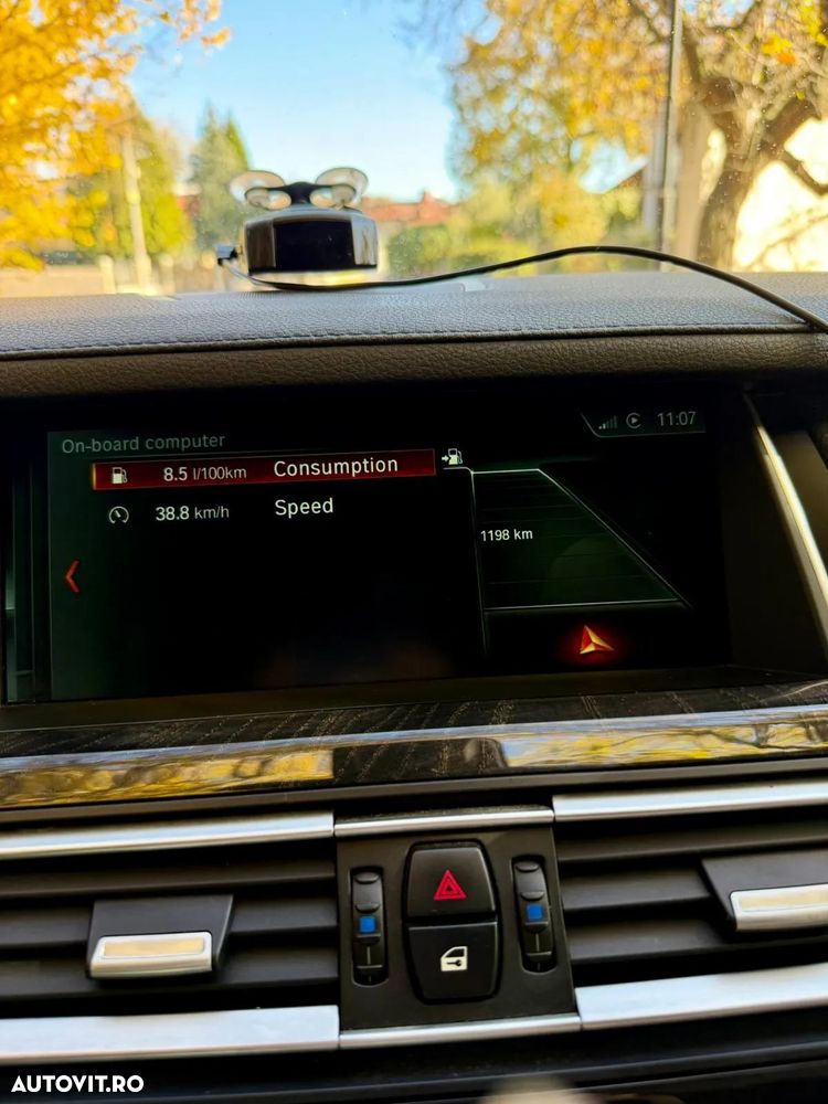 BMW Seria 7 730d xDrive - 25