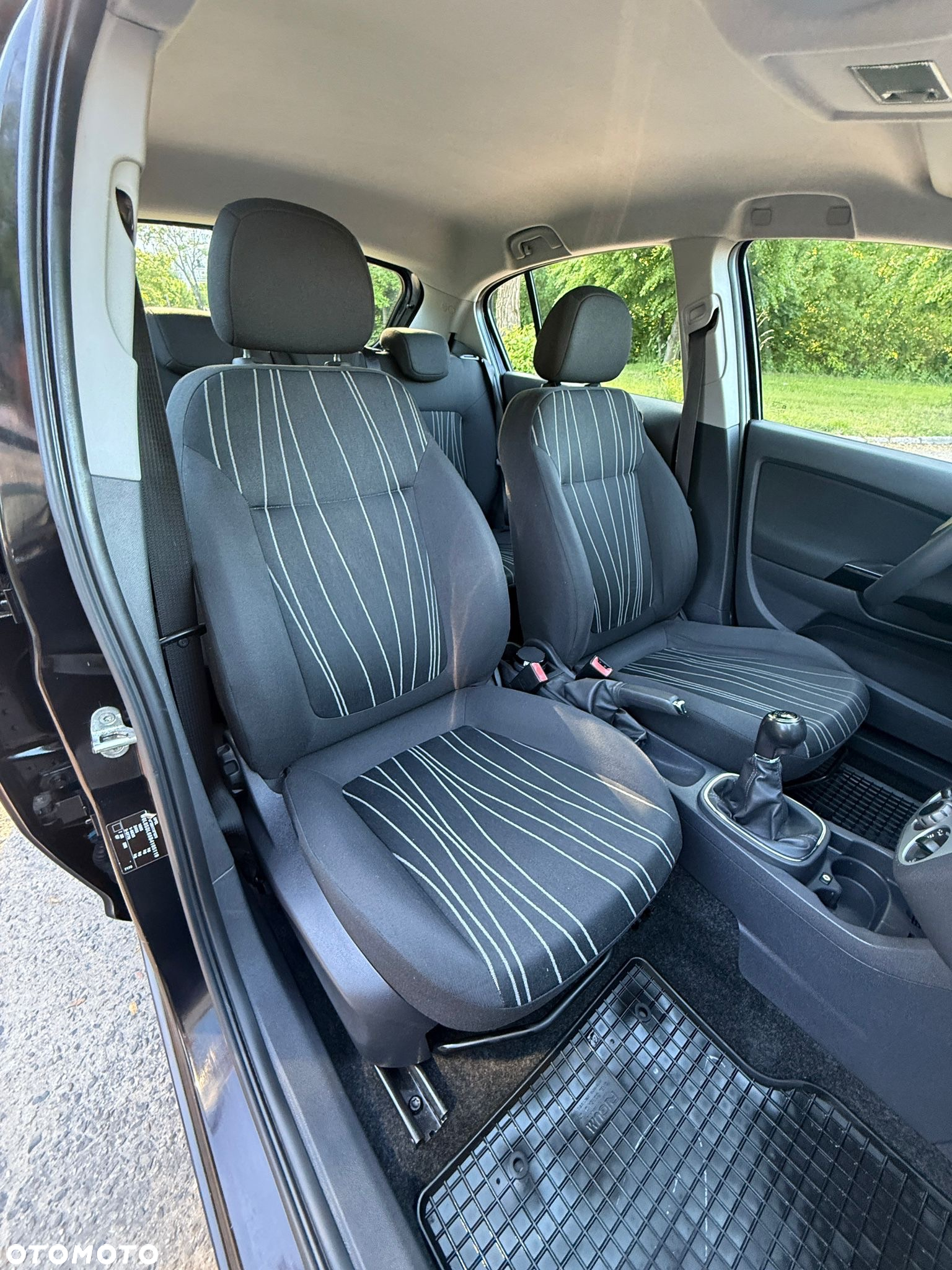 Opel Corsa 1.2 16V Enjoy - 19