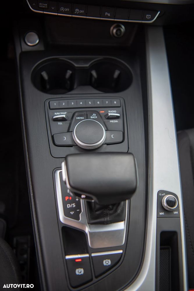 Audi A4 Avant 2.0 TDI quattro S tronic Sport - 24