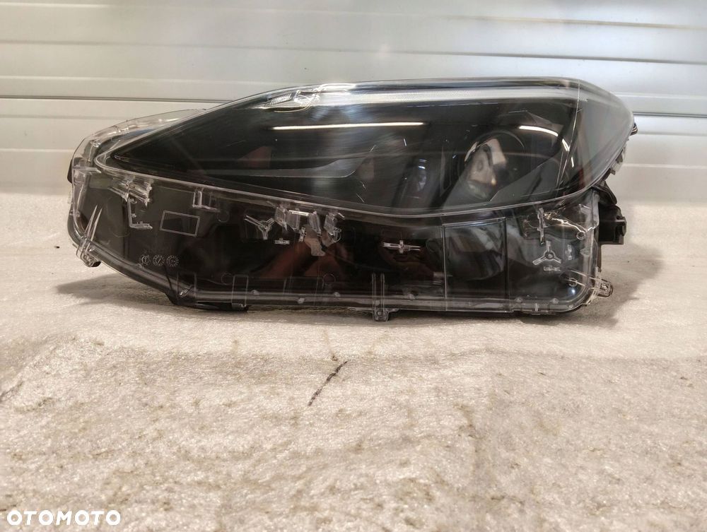 toyota yaris cross soczewka zw przód strona lewa lampa przednia 0d-310 - 1