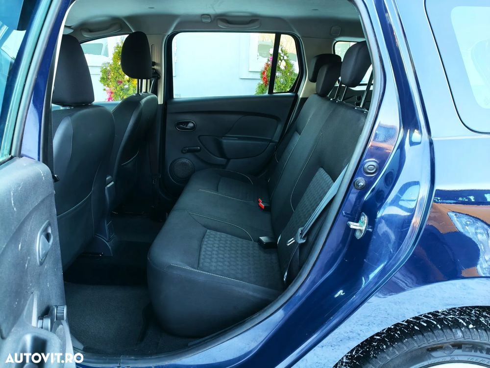 Dacia Logan TCe 90 Laureate - 13