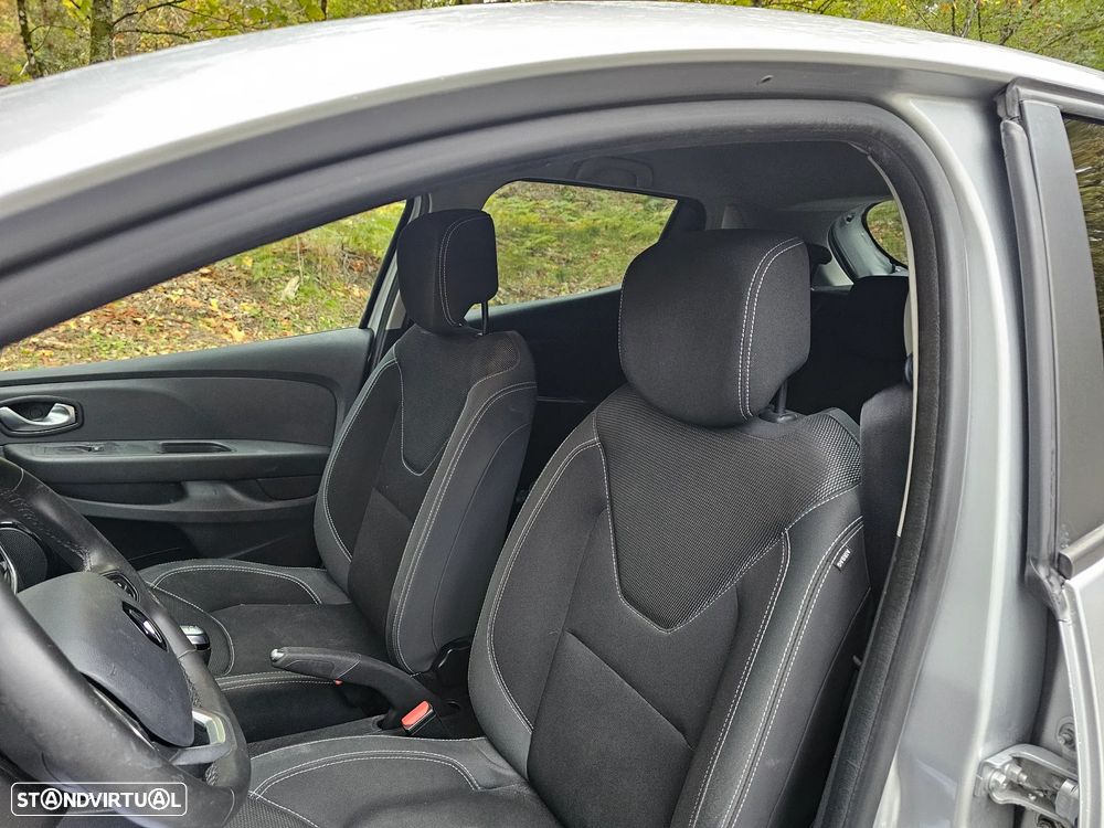 Renault Clio BLUE dCi 100 EVOLUTION - 19