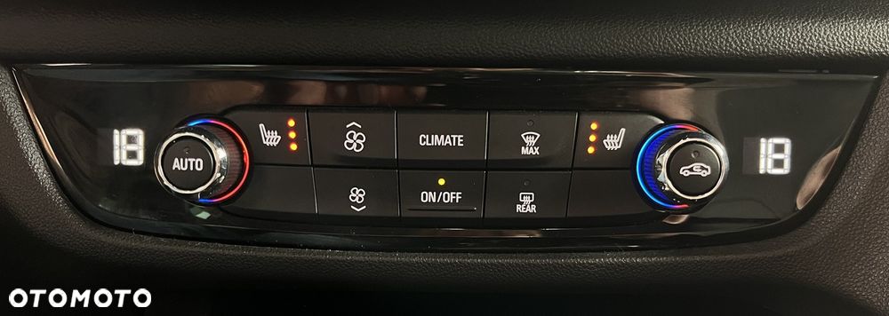 Opel Insignia 2.0 CDTI Ultimate S&S - 17