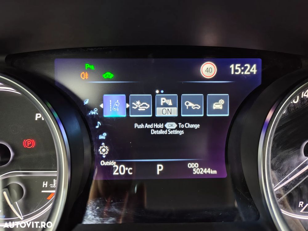 Toyota Camry 2.5 Hybrid Business - 18