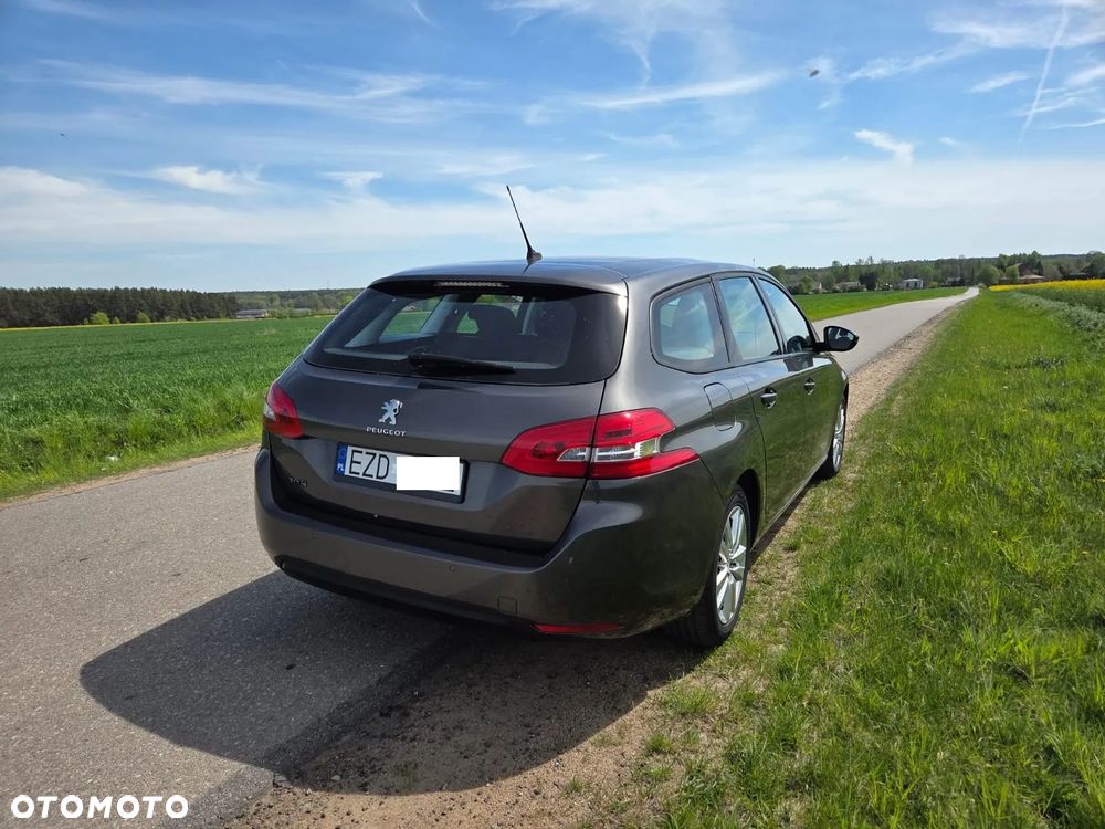 Peugeot 308 - 4