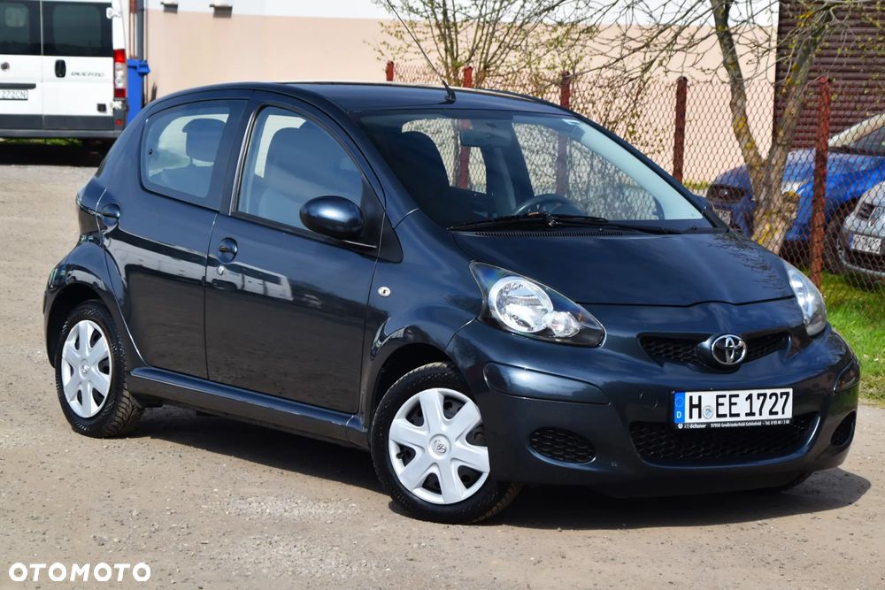 Toyota Aygo Standard - 23