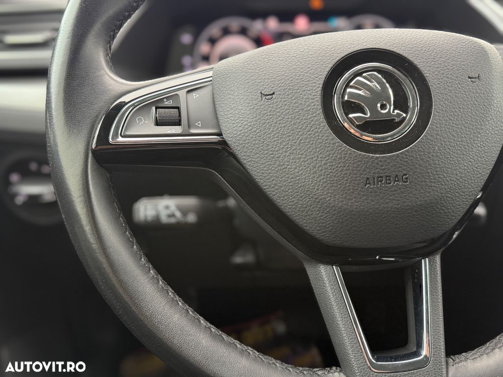 Skoda Superb 2.0 TDI DSG Premium Edition - 6