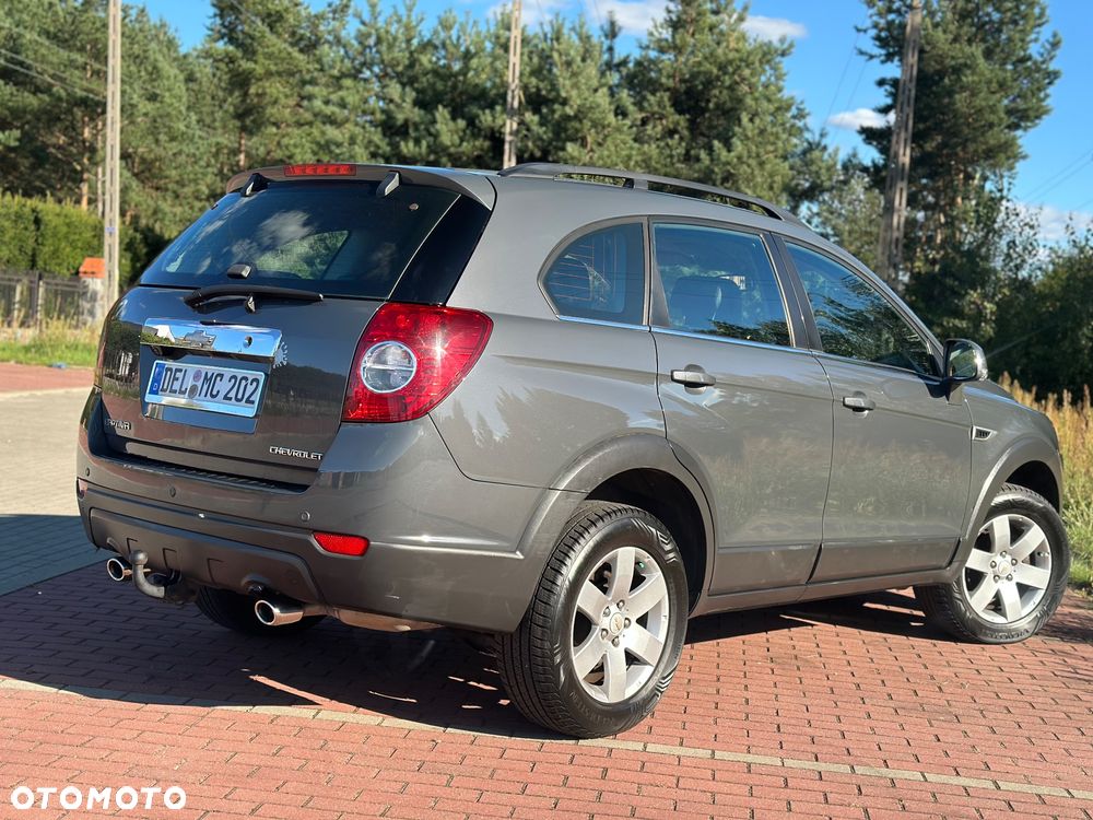 Chevrolet Captiva - 27
