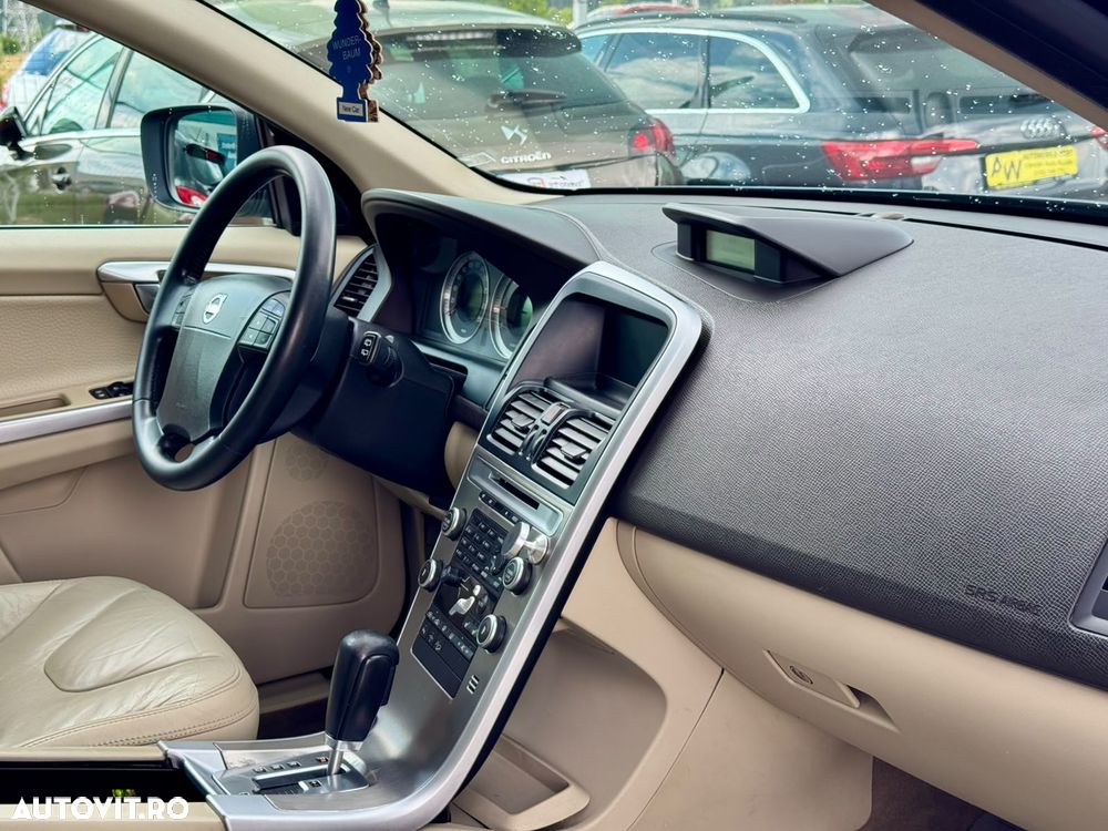 Volvo XC 60 D5 AWD Aut. Summum - 15