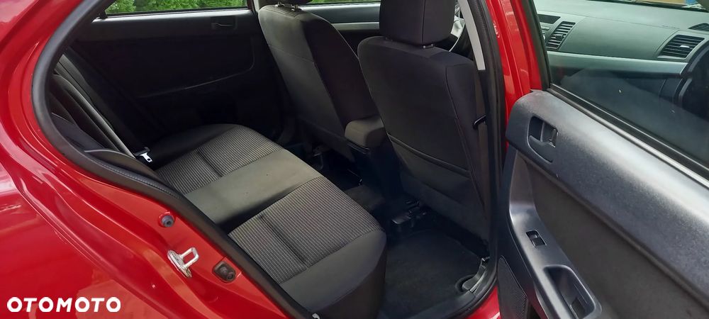 Mitsubishi Lancer 1.8 Inform - 9