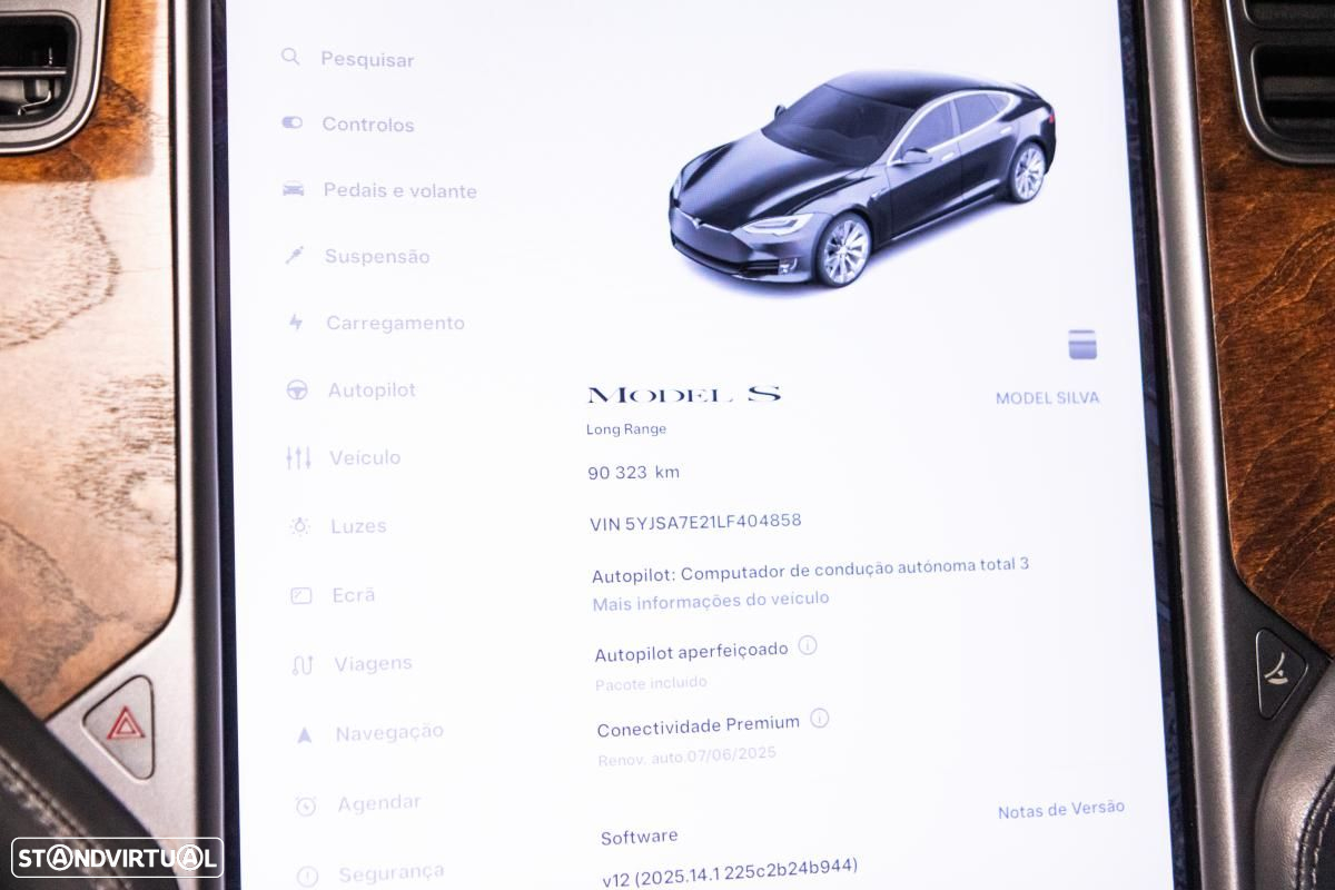 Tesla Model S - 28