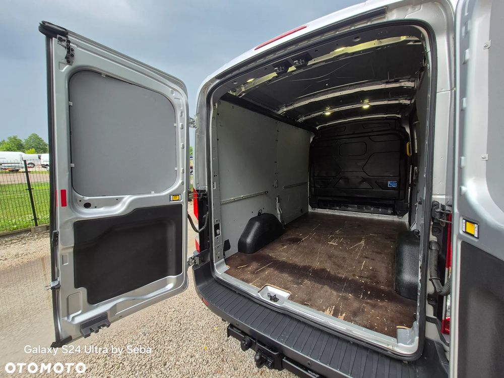 Ford Transit - 17