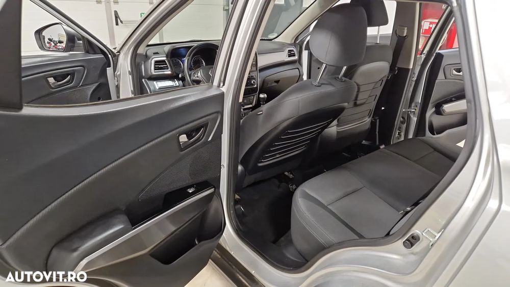 SsangYong Tivoli e-XGi 160 2WD Start/Stop Flow - 3