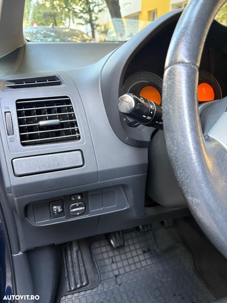 Toyota Auris - 12