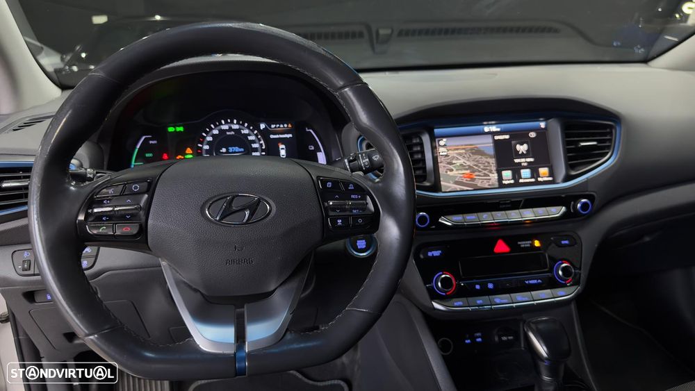 Hyundai Ioniq 1.6 GDI HEV Hybrid Tech - 24