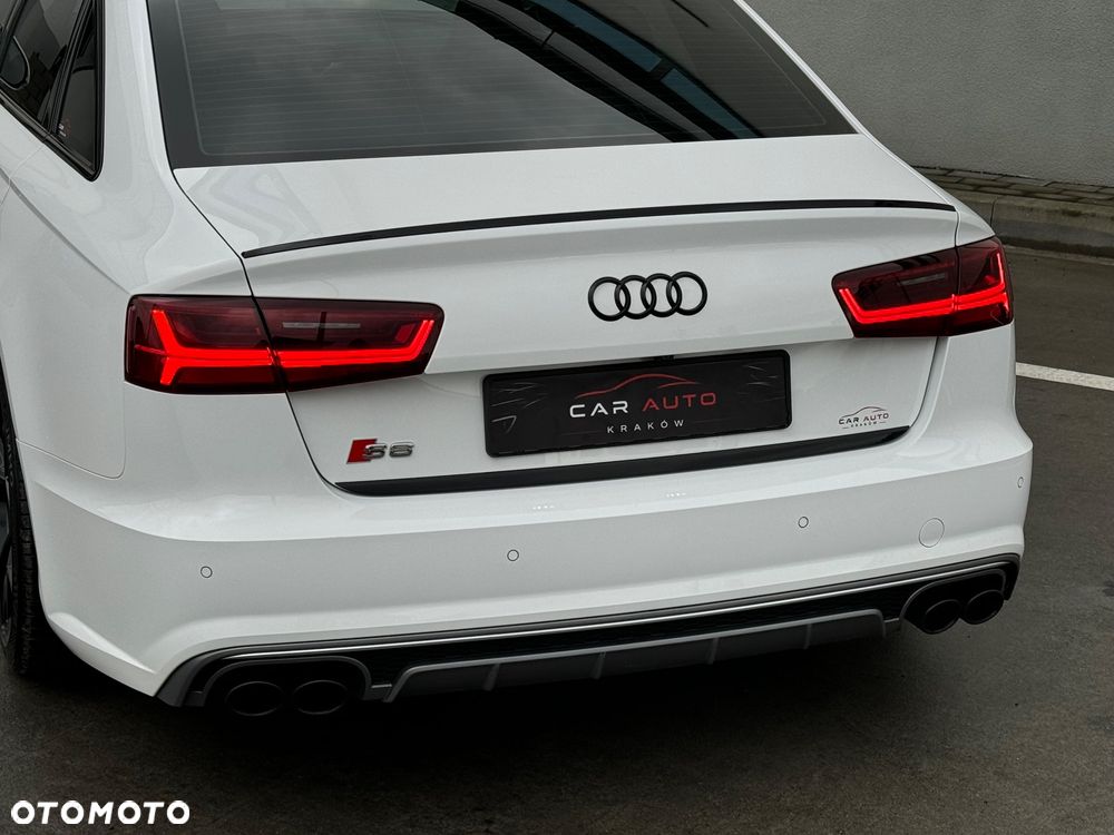 Audi S6 Limousine - 15