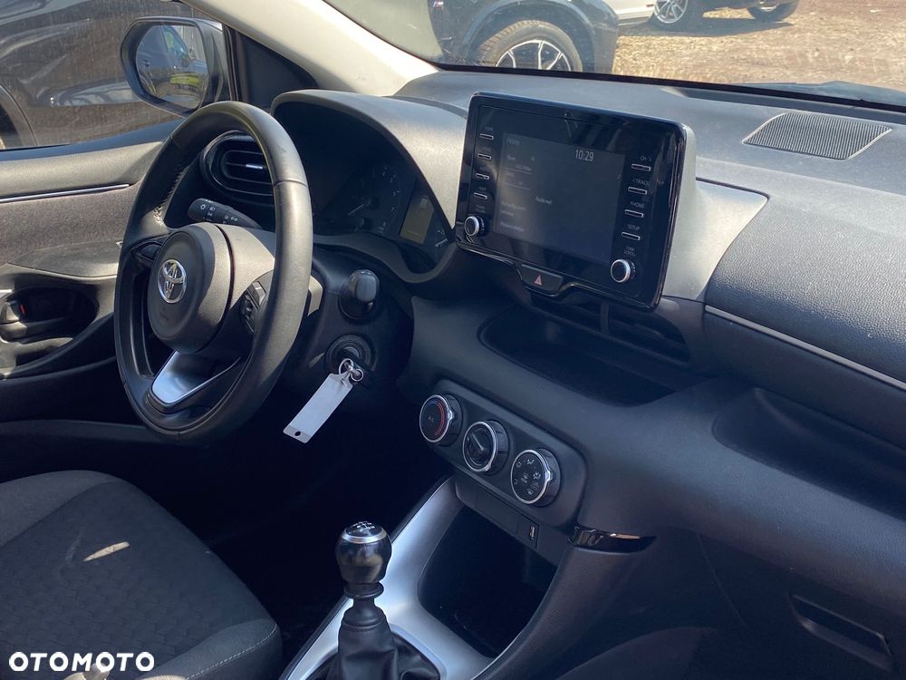 Toyota Yaris 1.5 Active - 15