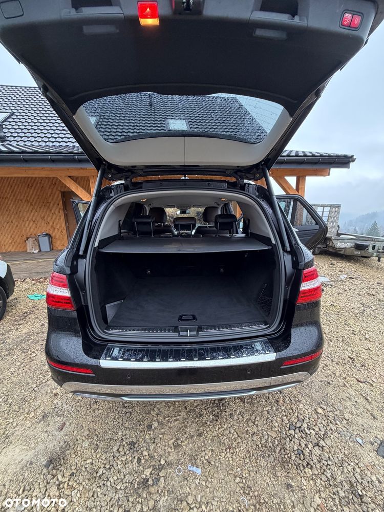 Mercedes-Benz ML 350 BlueTEC 4-Matic - 12