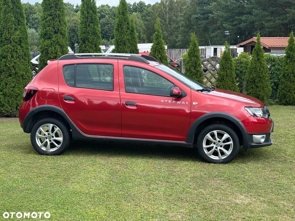 Dacia Sandero TCe 90 S&S Laureate - 4