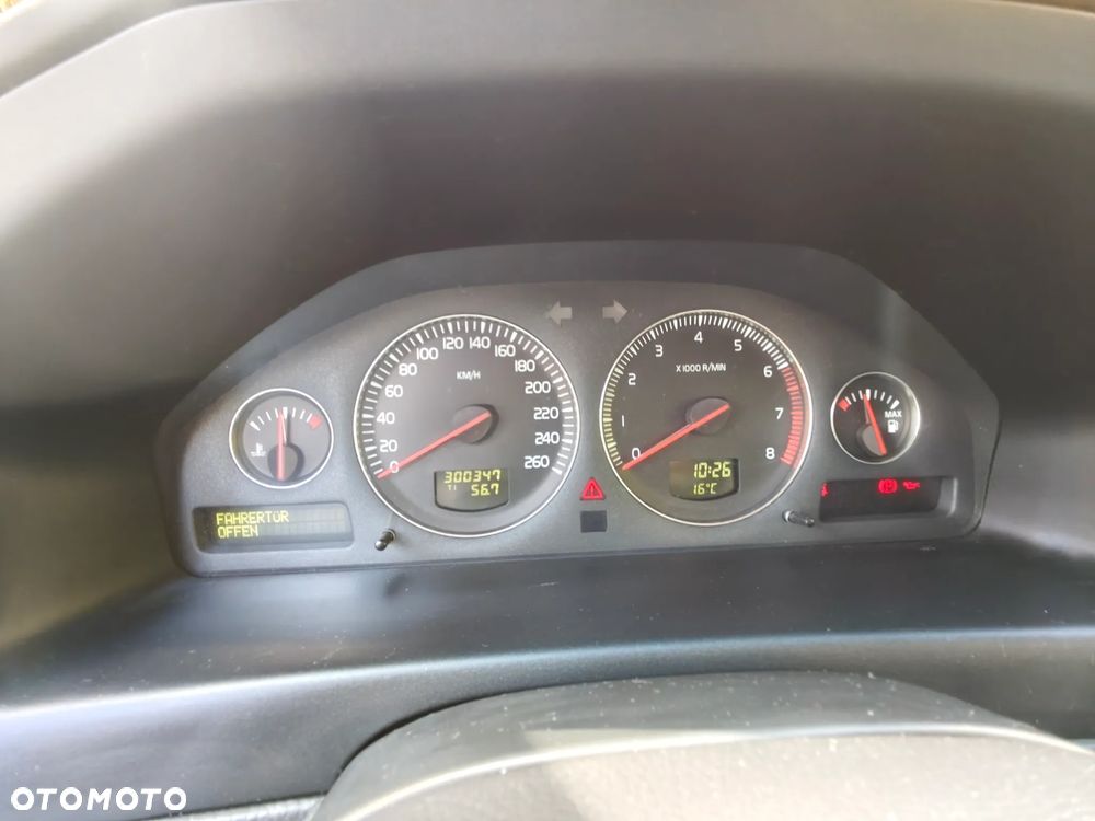 Volvo S60 2.3 T5 - 16