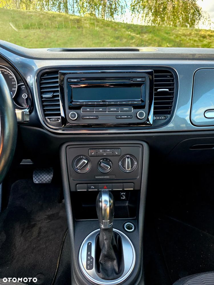 Volkswagen Beetle 2.5 - 10