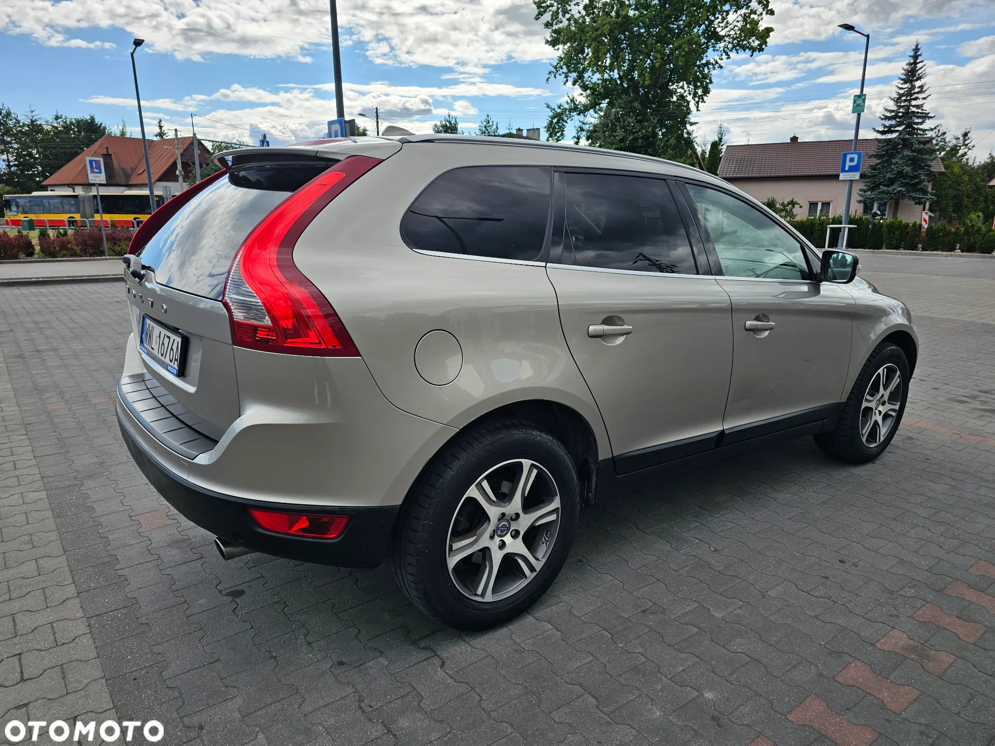 Volvo XC 60 D5 AWD Summum - 7